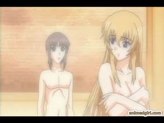 Krūtainas anime poking no aiz uz the vannas istaba