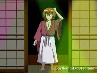 Attractive anime homo paljastaen hänen uhkea elin