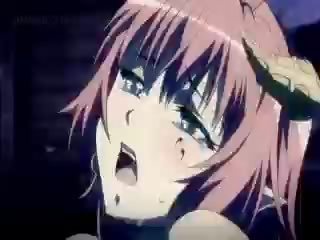 L'anime hardcore minou pétée avec gros seins xxx vidéo bombe